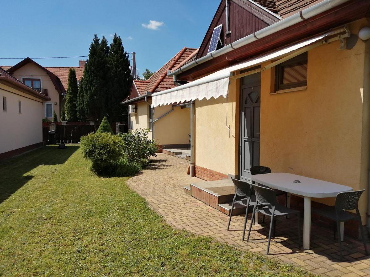 Illaberek Apartmanok Hajdúszoboszló Eksteriør billede